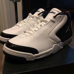 Jordan Big Fund Premium White Metallic Gold (NWT)